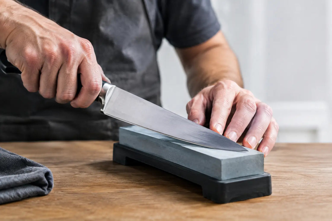 A Guide to Knife Edge Retention That Works